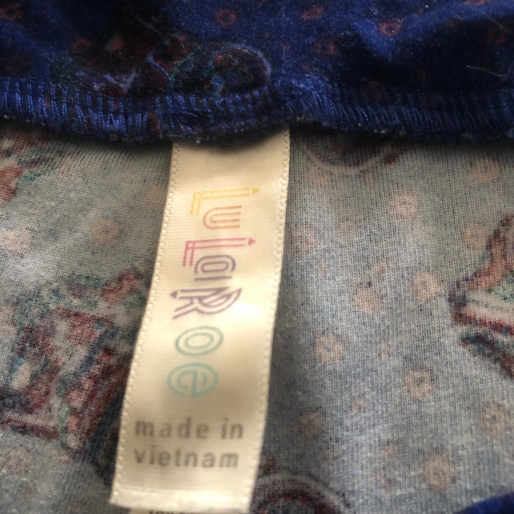 LuLaRoe Tall & Curvy legging